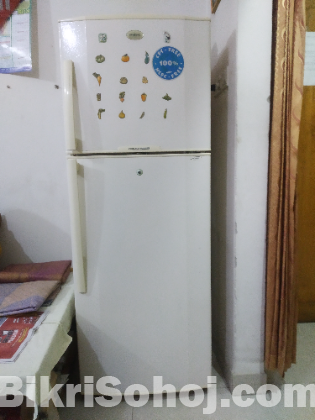 Samsung refrigerator for sale